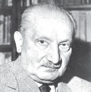 Existencialismo Heidegger Martin Heidegger Messkirch, 26 de setembro de 1889 Friburgo, 26 de maio de 1976 Filósofo e professor alemão,
