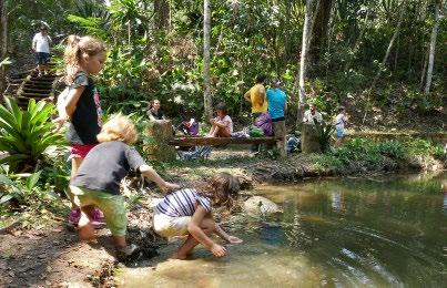 Introdução Em diversos países como Estados Unidos, Austrália e Canadá as famílias estão descobrindo que não é preciso esperar um grande evento ou programa para sair de casa e ir para a natureza se