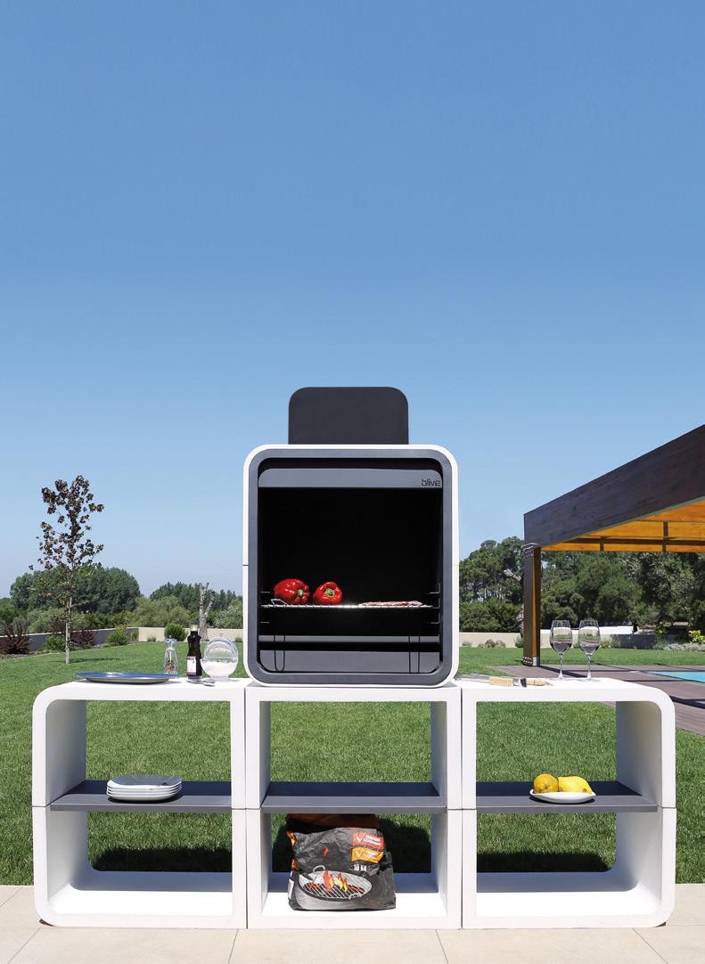 The SUN barbecues stand out for their organic design, functionality and ease of assembly.
