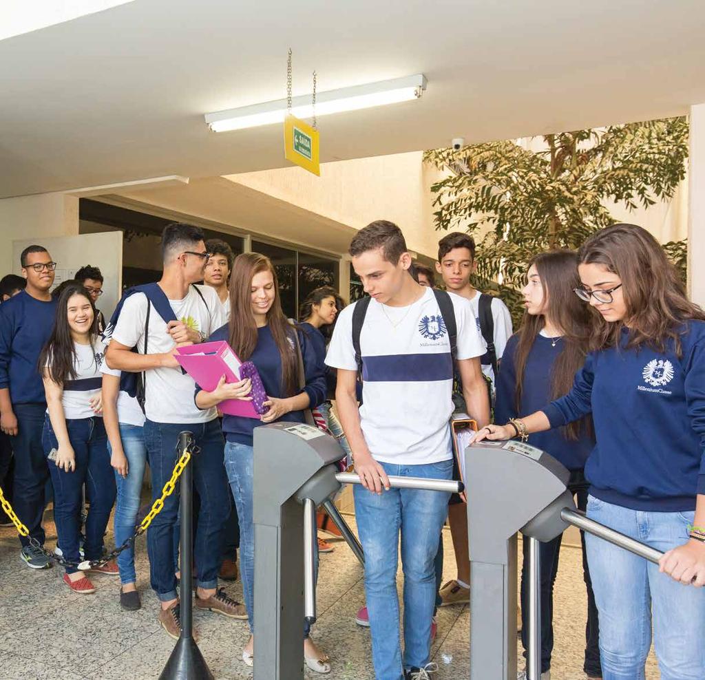 Uma escola de portas abertas. Educação Humanista é mais que uma definição pedagógica; para nós, é uma forma de viver o trabalho.