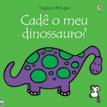 O livro traz um relógio de brinquedo,