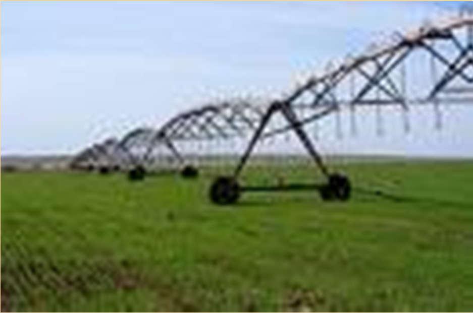 Pivô central Em geral, os pivôs são instalados para irrigar áreas de 50 a 130 ha,