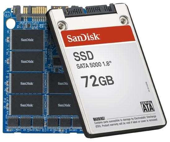 baseados em peças móveis. Figura 12. Exemplo de um cartão de memória Discos Rígidos SSD O SSD é uma nova tecnologia de armazenamento considerada a evolução do disco rígido.