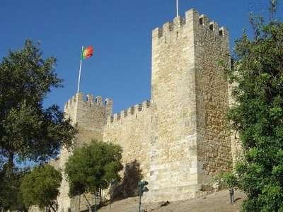 Decorreu no paço real da Alcáçova, dentro das muralhas do castelo de S. Jorge, no ano de 1451 dia 10 de Agosto.
