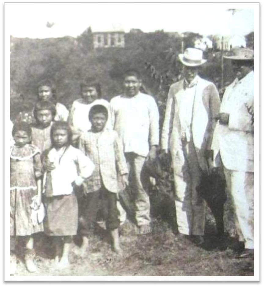 83 Figura 17 Alto Rio Juruá - índios das tribos arara e poianáwa, reunidos em Cruzeiro do Sul - 1913. Acervo do antropólogo Terri Valle de Aquino.