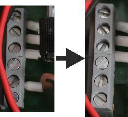 Instruções de montagem Fixar a caixa de conexão no veículo 4 5. Remova o fio marrom do bloco de terminais esquerdo. Para isso, use uma chave de fenda. 6.