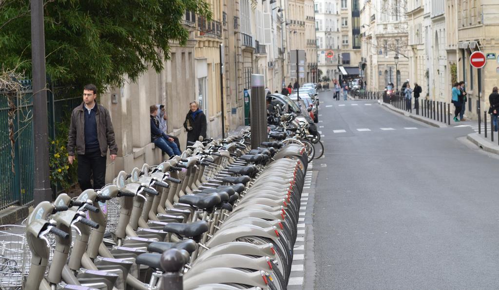 CASO 2 INDEMNITÉ-KILOMÉTRIQUE-VÉLO - FRANÇA Redução de impostos para empregadores Suporte a lei de 2015 Empresas que disponibilizarem bicicletas aos seus