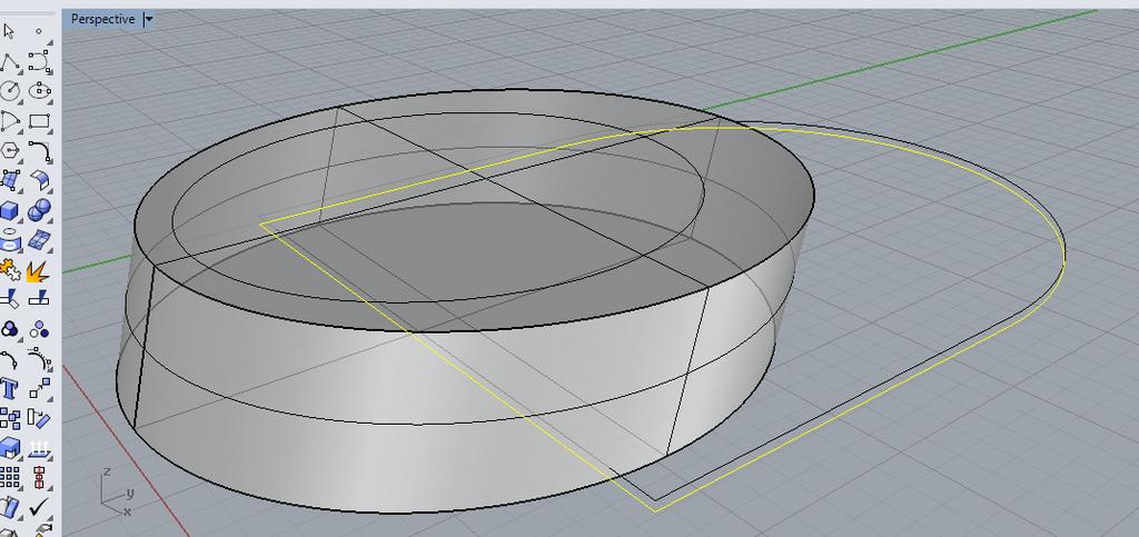 1 - Abra o menu Solid > Extrude Planar Curve > Straight 2.2 - A linha de comando informará: "Select curves to Extrude" 2.3 - Selecione a curva destacada na imagem: 2.