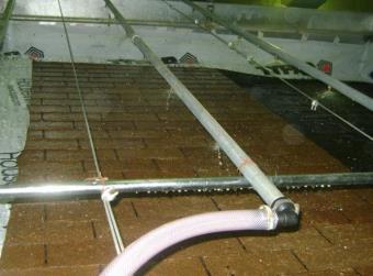 manchamento na face interna do telhado, considerando as condições de exposição indicadas na referida norma.