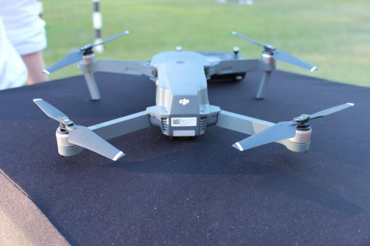 Este é o tipo mais comum de drones, sendo o mais usado dentro das marcas mais conhecidas, como DJI, Parrot ou 3D Robotics.