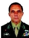 José Elito Siqueira José Elito Carvalho Siqueira, 64 anos, é natural de Aracaju (SE). Formou-se no Exército em 1969, sendo mestre e doutor em Ciências Militares.