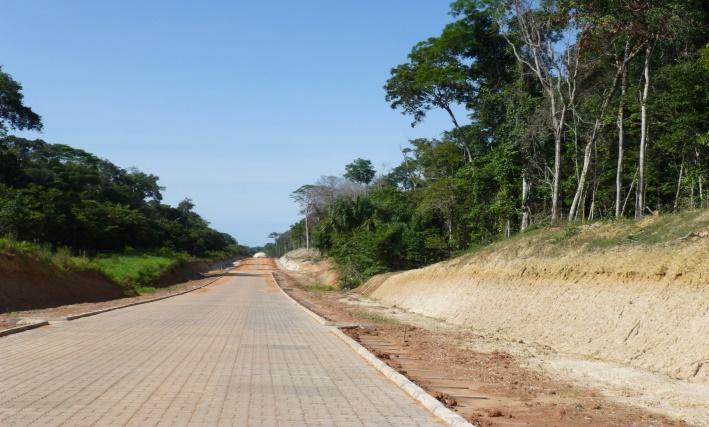 Foram instalados neste projeto em torno de 55.000 m 2 de geocélulas de polipropileno.