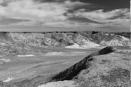 SEDIMENTO Material inconsolidado acumulado naturalmente por meio do ciclo sedimentar.