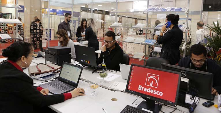 Sala sala de imprensa PATROCÍNIO Invista no seu relacionamento com a mídia especializada e imprensa em geral.