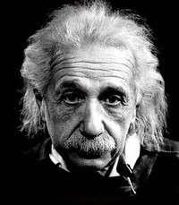 Uma breve nota sobre o que não é O uso inapropriado de alguns aspectos incompreensíveis da mecânica quântica já era uma preocupação de Einstein.