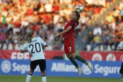 Itália no top 20 mundial A Equipa das Quinas encontra-se na 34.ª posição do ranking mundial da FIFA. A Itália é a adversária mais bem posicionada, ocupando o 18.º posto. Segue-se a Bélgica no 23.