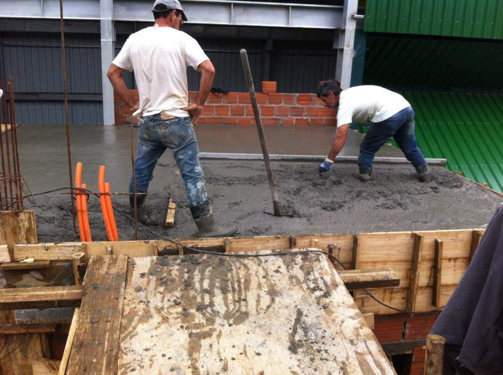 subestação, a qual tem aproximadamente 40 m² e espessura de 20 cm, sendo que é possível observar na figura