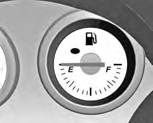 Indicador de nível de combustível Exibe o nível de combustível no tanque. O indicador do controle i acende se o nível do tanque estiver baixo. Abasteça imediatamente.