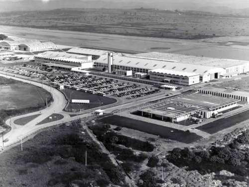 As primeiras instalações no Aeroporto de são