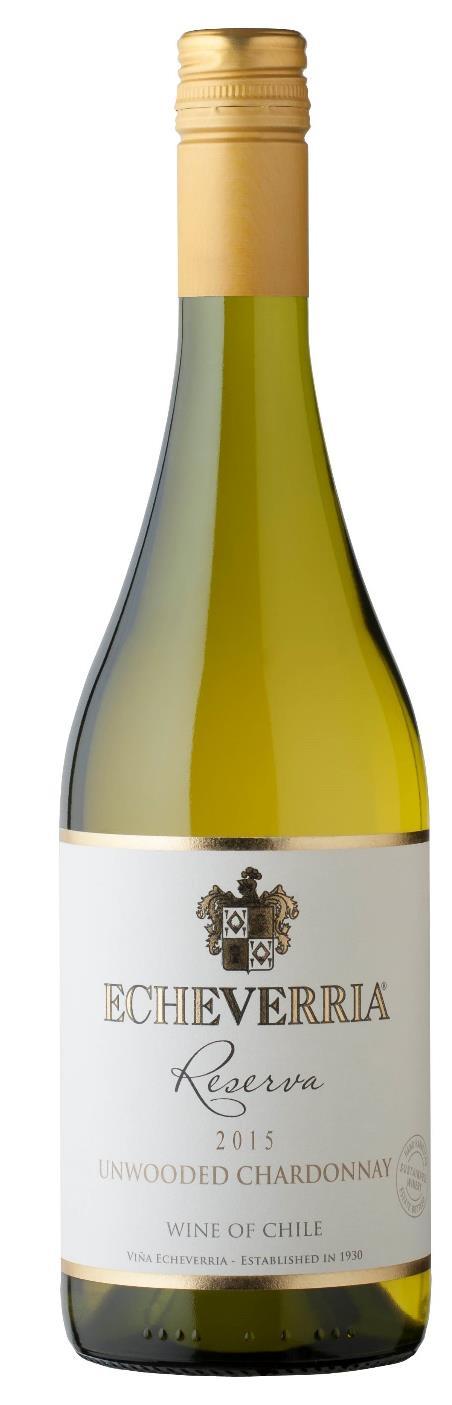 Vinhos Brancos Reserva Chardonnay 2015 750 ml e 375 ml Código: 750mL: 14598 375mL: 14600 Variedade: Chardonnay (95%), Viognier (5%) Origem: Curicó Valley, Molina, Chile Teor Alcoólico: 13,5% Servir