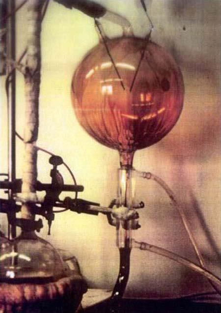 Experimento de Miller-Urey (1952-53) Objetivo o experimento de Miller-Urey foi idealizado para testar as hipóteses de Oparin-Haldane através de uma simulação do ambiente primitivo da Terra.