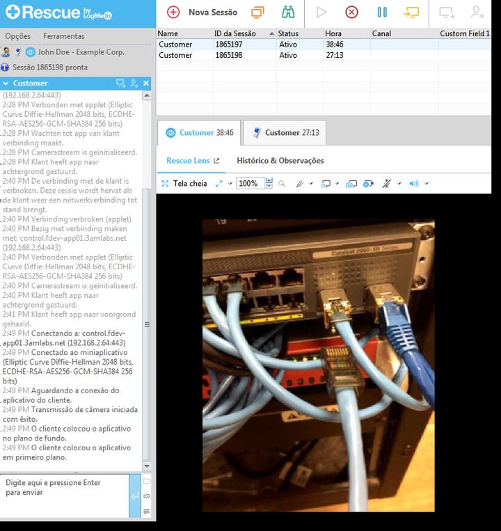 O técnico presta suporte ao cliente A sessão aparece no Console técnico depois do cliente iniciar o aplicativo Rescue Lens e aceitar o Contrato de licença de usuário final.