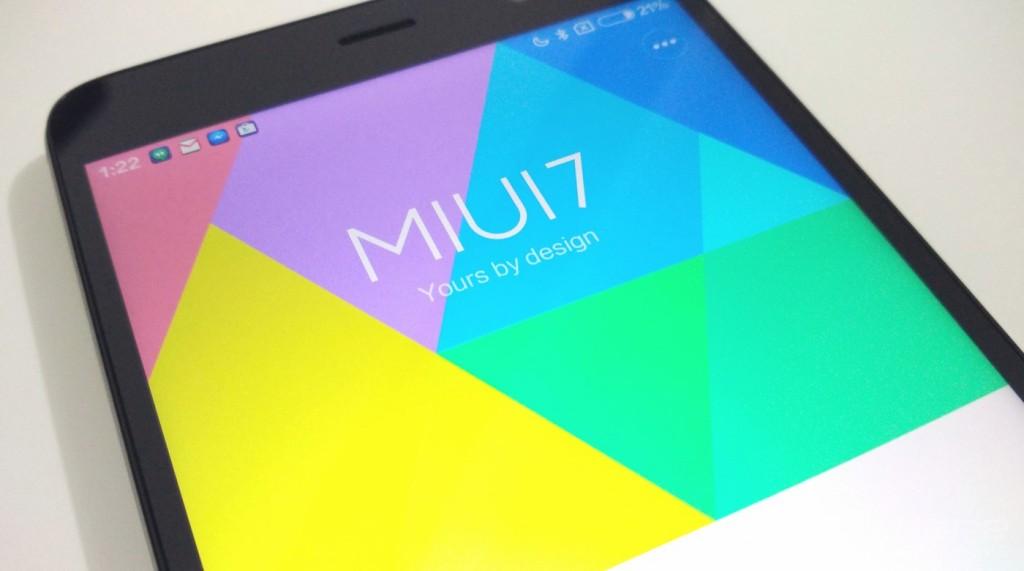 Com excepção para os modelos Redmi Note 2, Redmi Note 3, Mi 2/2S, Mi 4i e Mi 4c, que são baseados no Android 5 Lollipop, todos os outros têm como base o Android 4.4.4 KitKat, embora todos com a mesma interface MIUI 7.