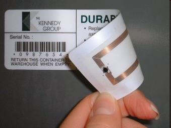 Identificação por RFID RFID Radio Frequency IDentification Tecnologia de identificação que
