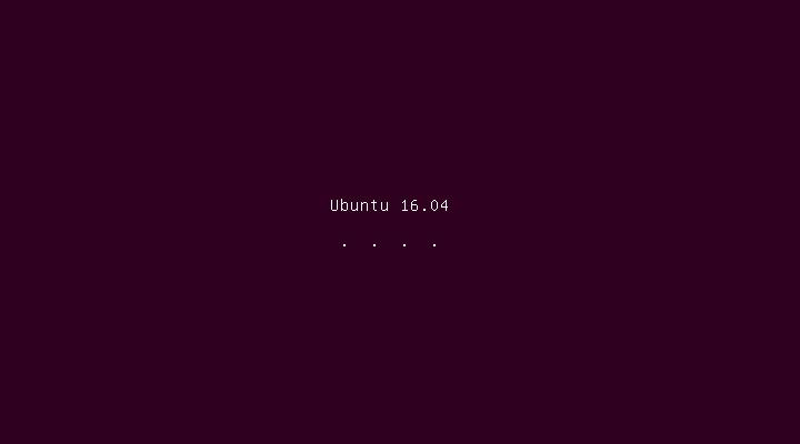 Após iniciar, teremos duas opções: Try Ubuntu: roda o Ubuntu diretamente do DVD, ideal para quem quer experimentar o sistema sem realizar nenhuma modificação na máquina.