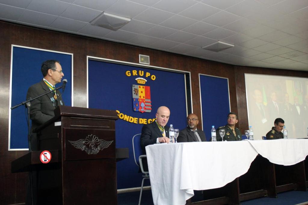 15 Atividade final do evento. O Cel Caminha realizando a palestra sobre o Seminário da Força Expedicionária Brasileira na Itália em 2015.