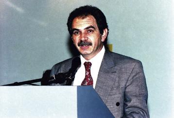 Mais uma etapa de trabalho Artur João Gradim (1989-1991) A Evic brasil oferece ao mercado interno e externo pesquisa clínica em seres humanos para produtos cosméticos, dermatológicos, farmacêuticos e