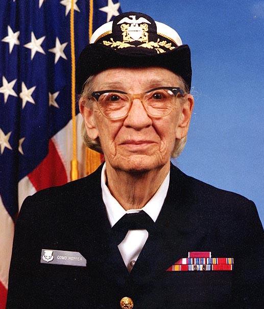 Precursoras Grace Murray Hopper foi uma analista de sistemas da Marinha dos Estados Unidos entre 1940-50.