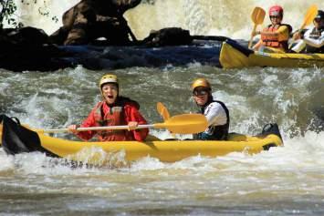 canoagem brasileira. de Apoio Rafting Noturno no Jacaré 1,20m (rio até 1,20m ) / 1,40m + saber nadar (rio acima de 1,20m) Iniciantes e intermediários / II a IV (IV+).