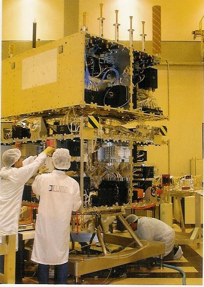 Histórico 2004 Um Memorando de Entendimento sobre as aplicações dos satélites CBERS é assinado É disponibilizado gratuitamente o acesso ao catálogo de imagens do CBERS-2 na Internet para usuários no