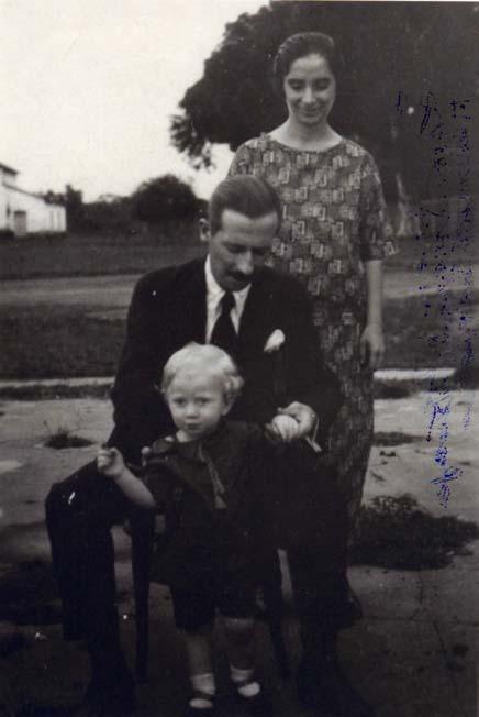 225 Foto 20: Biagio Faraco e família. Maués/AM, 1931.