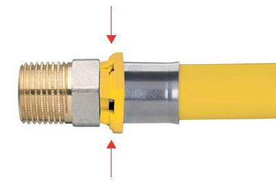 3 - A inserção da conexão no tubo deve ocorrer de forma reta sem rotacionar até que o tubo apareça na janela de inspeção da conexão.