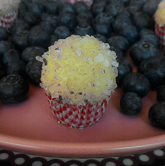 1h 530 gramas de brigadeiro Brigadeiro de blueberries Os blueberries também são conhecidos como mirtilo.