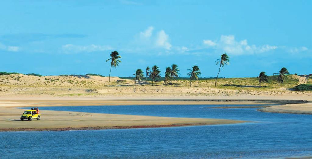 Hotéis indicados No Litoral Leste ou Costa do Sol Nascente sentido Natal O Litoral Leste do Ceará possui as seguintes praias com ótimos hotéis e pousadas: Águas Belas: a 60 km de Fortaleza, a praia é