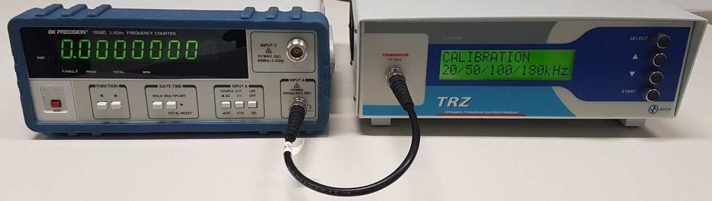 6.5 Aferição, ajuste e teste funcional Aferição da geração de frequência É possível aferir o Analisador TRZ com relação à frequência gerada para as medições.