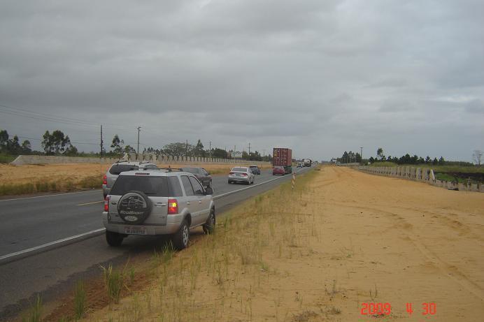 Realização RELATÓRIO FOTOGRÁFICO 1 RELATÓRIO FOTOGRÁFICO 2 DUPLICAÇÃO DA BR-101/ SUL TRECH0 PALHOÇA - DIVISA COM RIO GRANDE DO SUL DUPLICAÇÃO DA BR-101/ SUL TRECH0 PALHOÇA - DIVISA COM RIO GRANDE DO