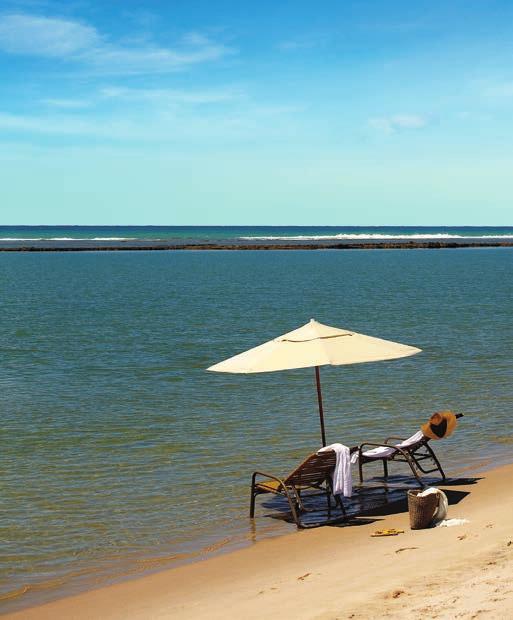 Os esportistas ainda se divertem nas quadras de tênis, na academia, na quadra poliesportiva, no pitch and putt golfe, na pista de cooper e na praia, onde podem navegar em caiaque ou barco laser.