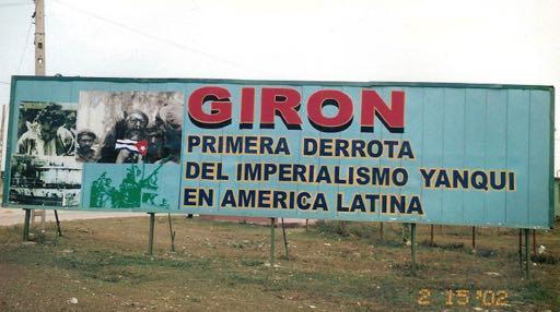 abril de 1961, apoiando um grupo de exilados cubanos em