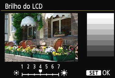 Alterar as Definições de Reprodução de Imagens 3 Ajustar o Brilho do LCD Pode ajustar o brilho do LCD para facilitar a leitura. 1 Selecione [Brilho do LCD].