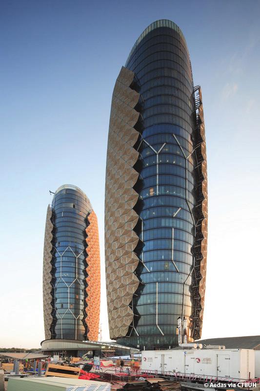 Edifícios inteligentes pelo mundo 109 edifício, que em conjunto com o exterior ajuda a aliviar os efeitos da exposição solar.