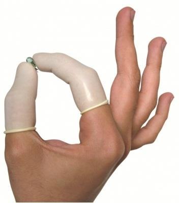 a) dedeira para proteção dos dedos contra agentes