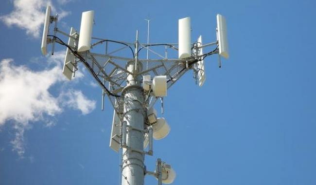 Triangulação de Antenas ERB (Estação Radio Base) A maioria dos fabricantes de modens GPRS/2G/3G e 4G já