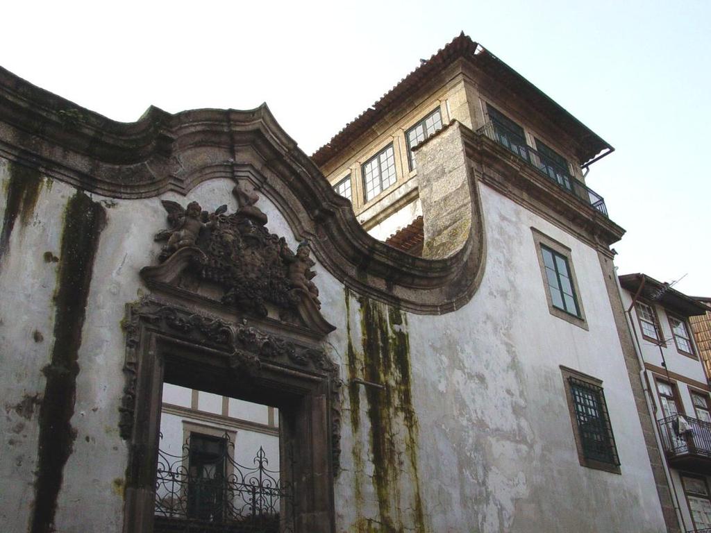 Fig. 40 - Convento de Santa