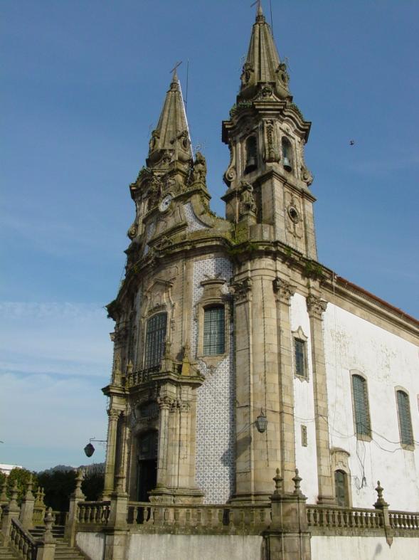 Fig. 59 - Igreja dos Santos