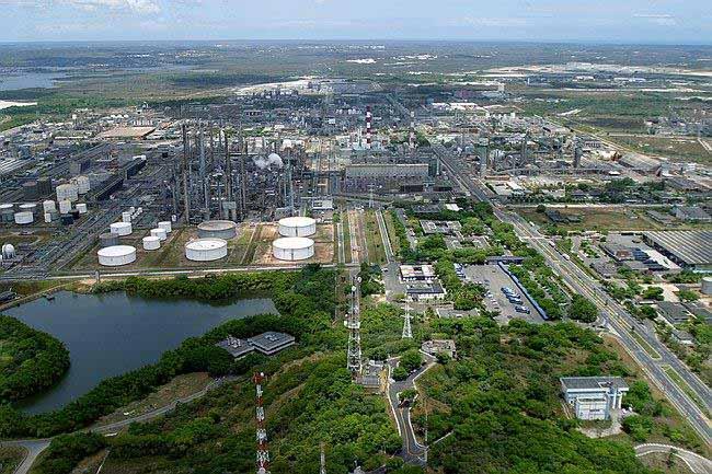 Visão geral: industrial Bahia (BA) DUPONT MONSANTO FORD CONTINENTAL PE-3 OXITENO BASF PE-2 PVC CHLOR ALKALI EMCA DOW