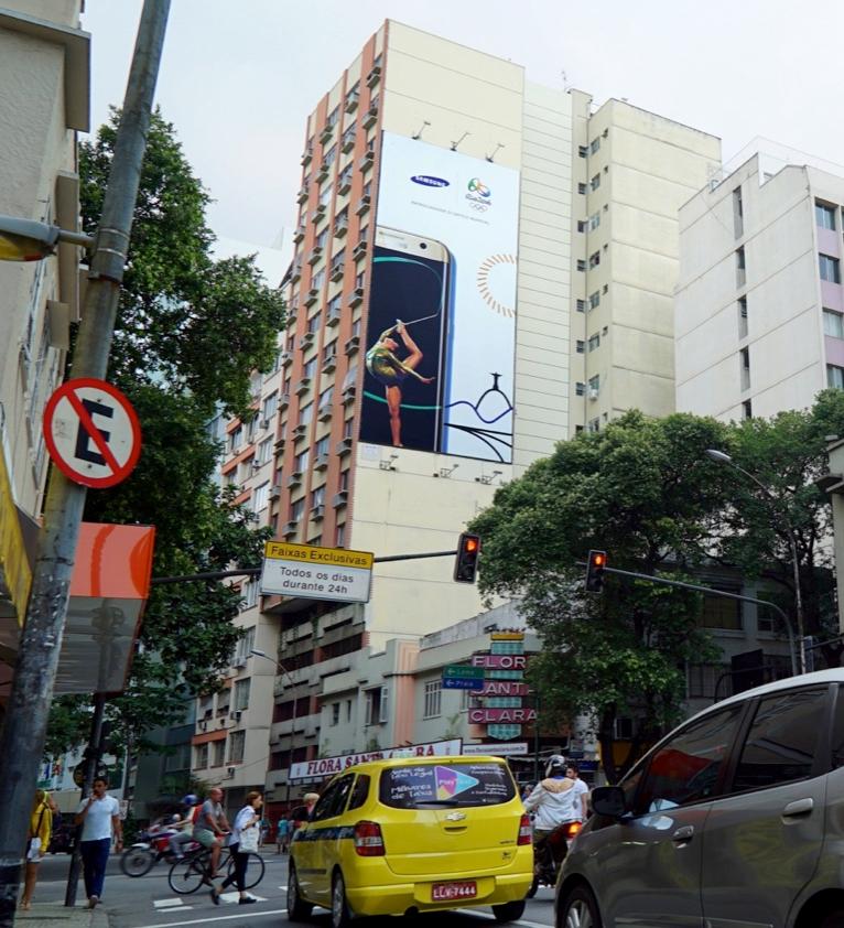 PAINÉIS EM EMPENAS LOCALIZAÇÃO: Av.